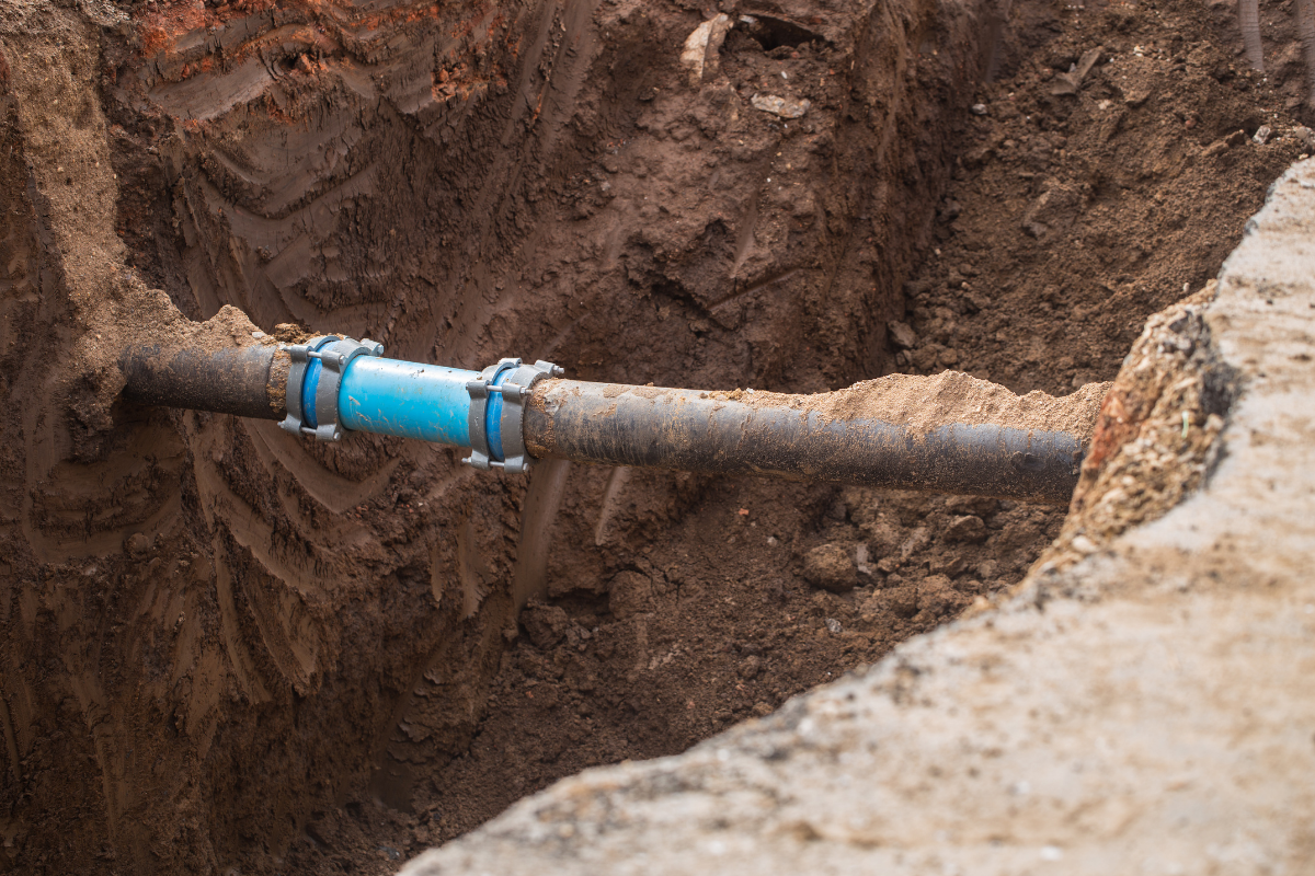 地中の水道管から水漏れの対処法とは？ 初期症状や原因なども詳しく解説！