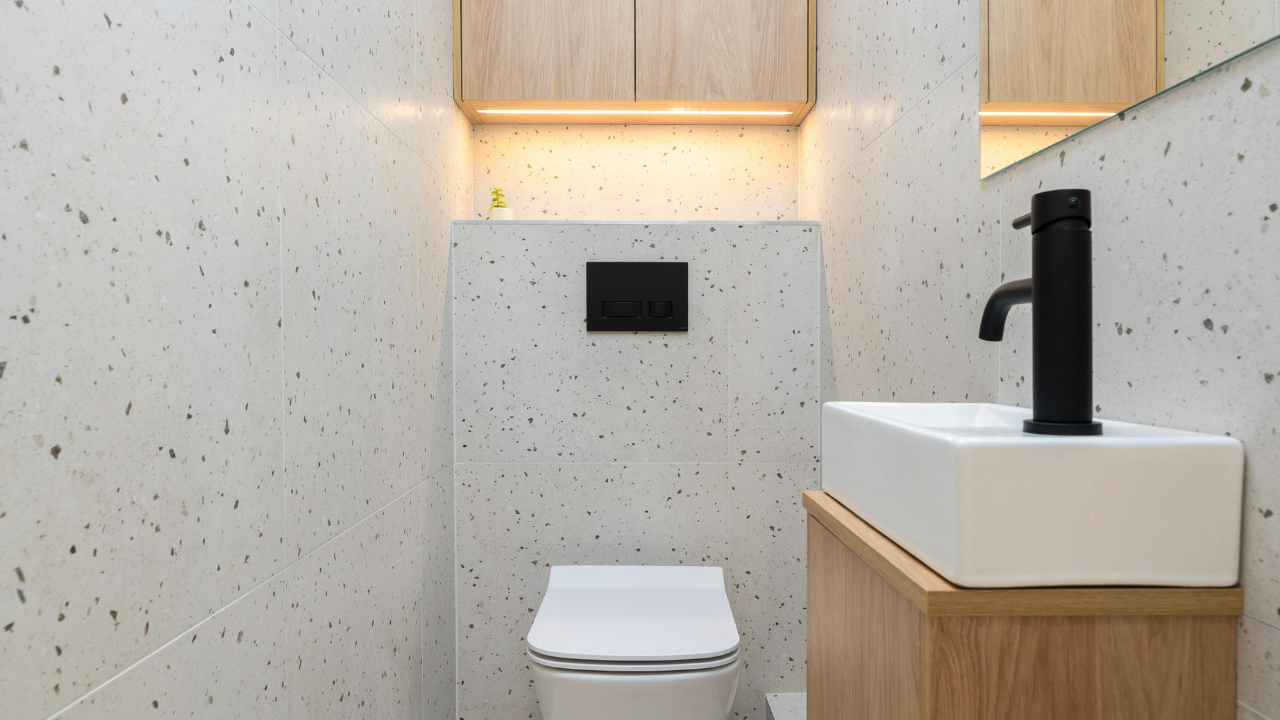 【トイレのチェーンが切れた！】チェーンが切れる原因や正しい対処法4選を解説！