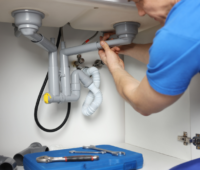 シンク下からの水漏れは自分で治せる?手順で修理方法を解説! シンク下からの水漏れは自分で治せる?手順で修理方法を解説!