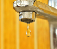 音聴棒を使った漏水調査とは？仕組みや調査方法・注意点を解説