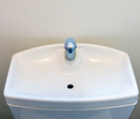 【カビを見つけたらすぐ対処!】トイレタンクにカビが発生する原因と掃除手順をご紹介! 【カビを見つけたらすぐ対処!】トイレタンクにカビが発生する原因と掃除手順をご紹介!